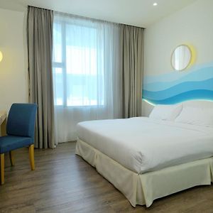 Oceania Hotel